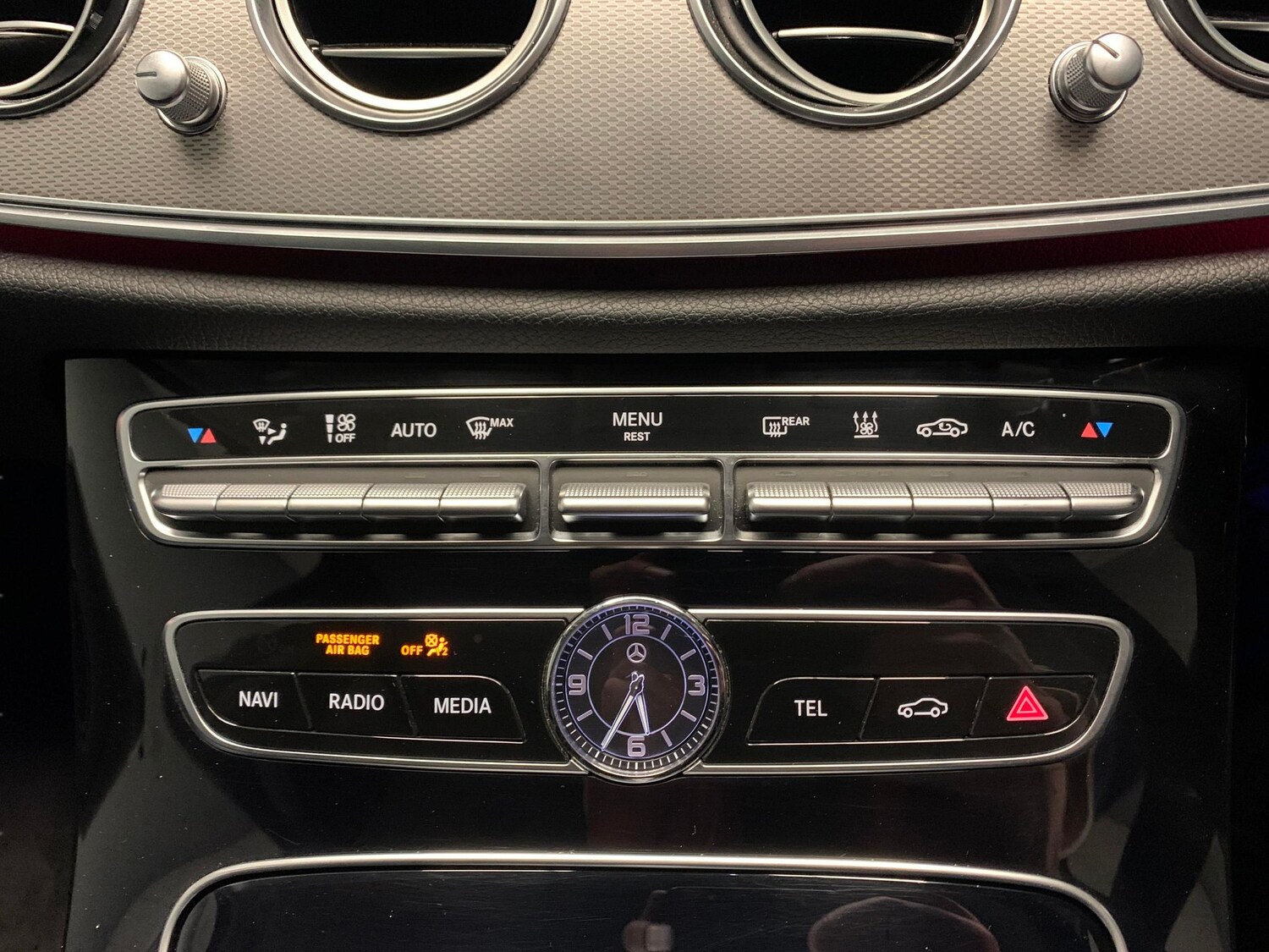 Used Mercedes-Benz E Class 2018 for sale - 77347446: Photo 17