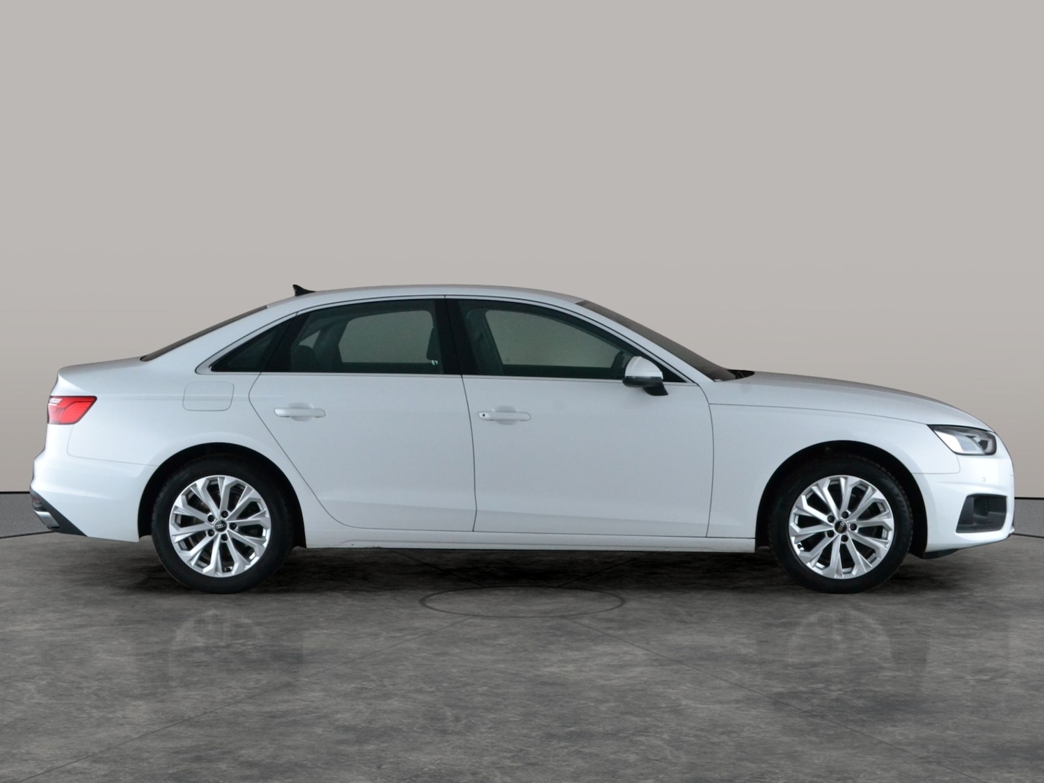 Used Audi A4 2022 for sale - 77890320: Photo 9