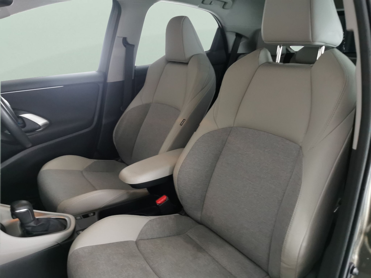 Used Toyota Yaris 2022 for sale - 76773687: Photo 14