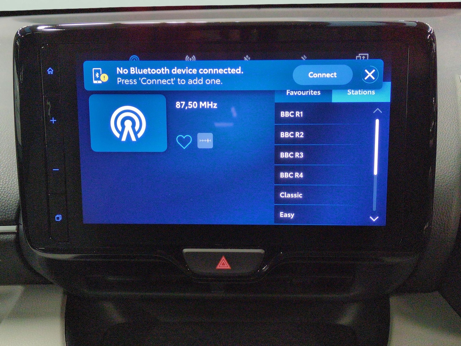 Used Toyota Yaris 2022 for sale - 76773687: Photo 17