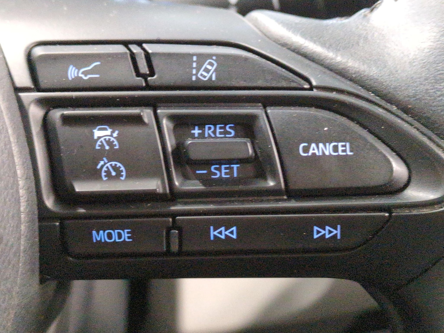 Used Toyota Yaris 2022 for sale - 76773687: Photo 21