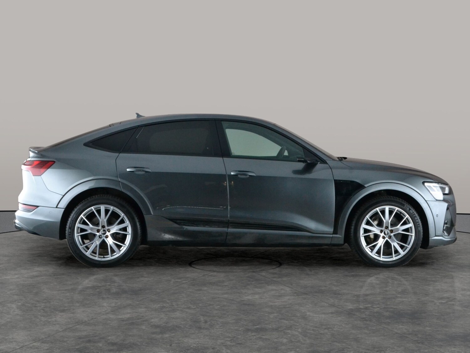 Used Audi e-tron 2020 for sale - 77428495: Photo 11