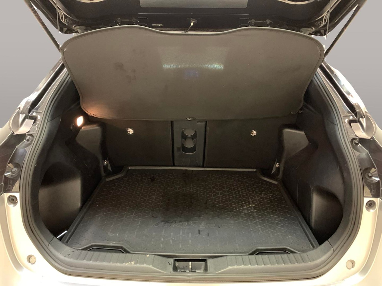 Used Toyota Yaris Cross 2022 for sale - 77946708: Photo 29