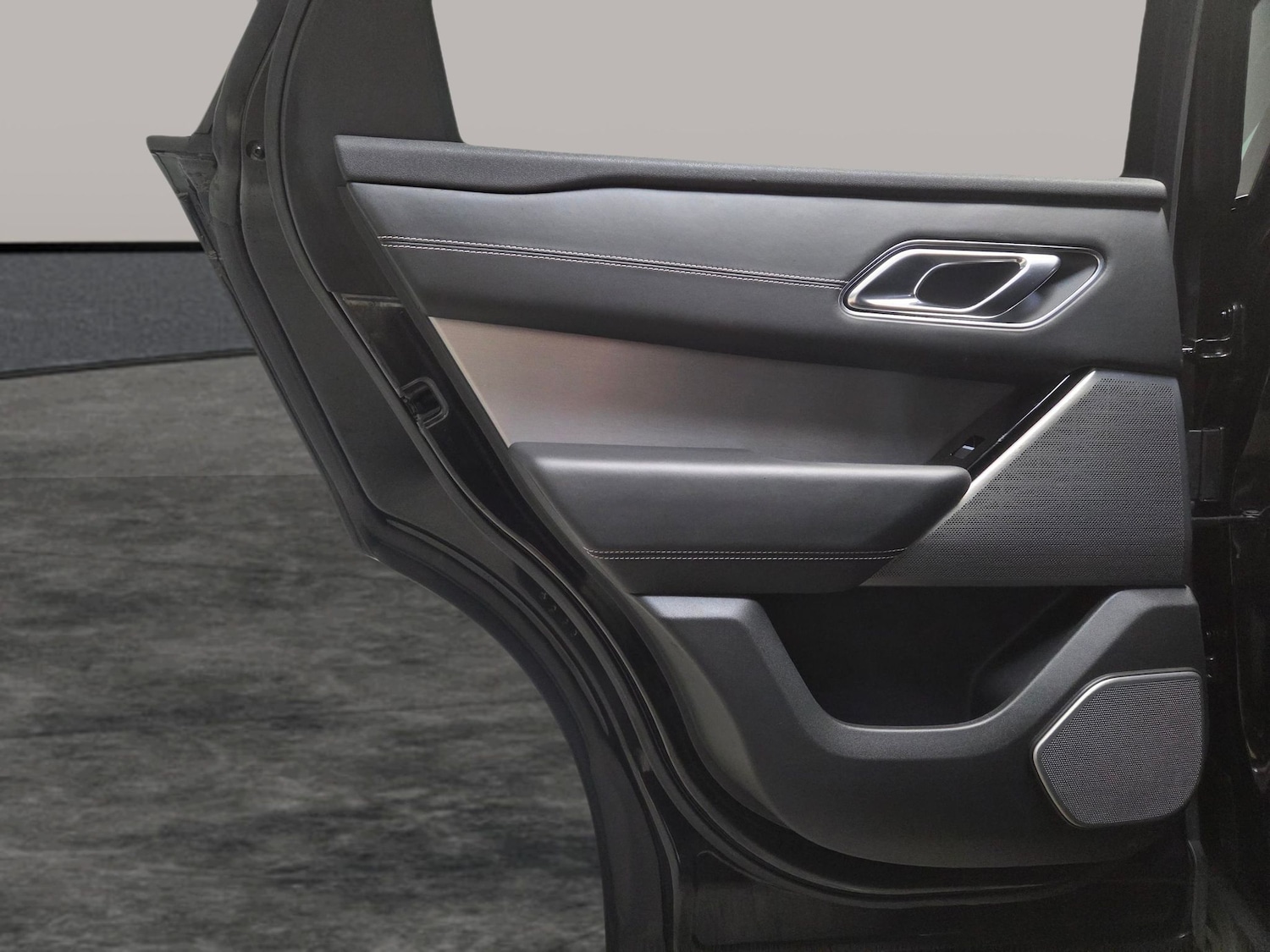 Used Land Rover Range Rover Velar 2019 for sale - 77558239: Photo 32