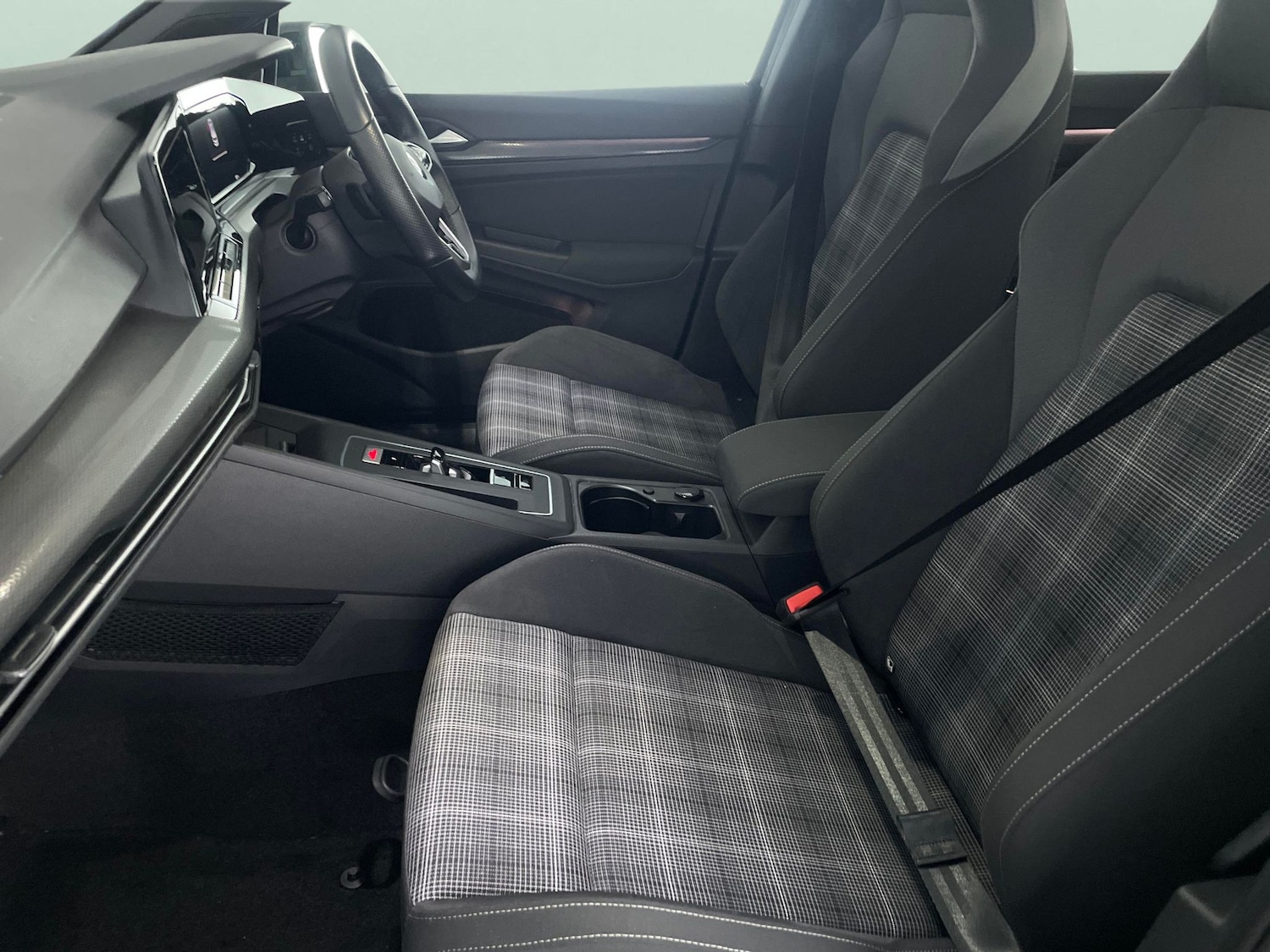 Used Volkswagen Golf 2021 for sale - 77650856: Photo 4