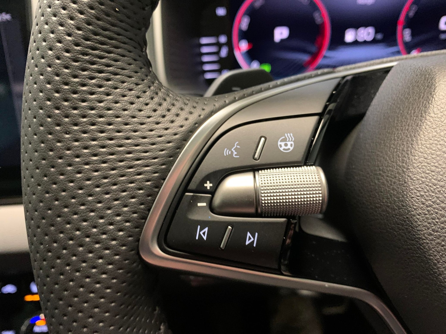 Used Skoda Karoq 2025 for sale - 77475363: Photo 18