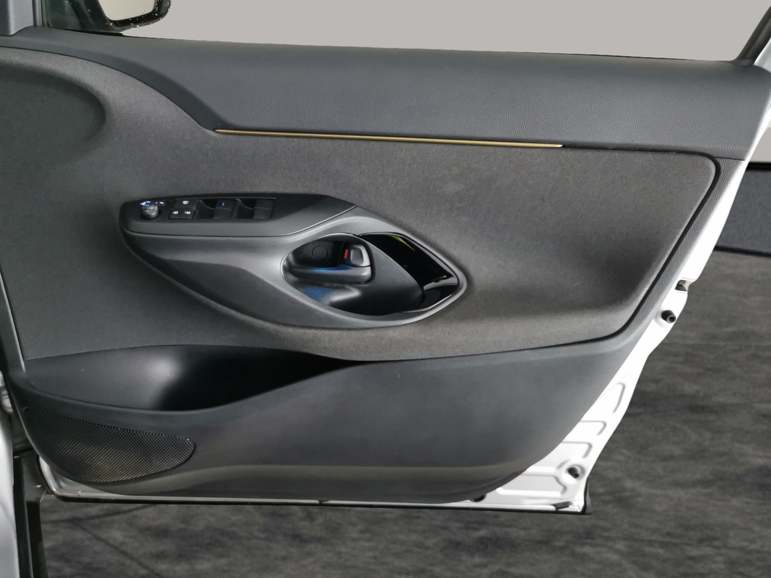 Used Toyota Yaris Cross 2022 for sale - 77631104: Photo 30