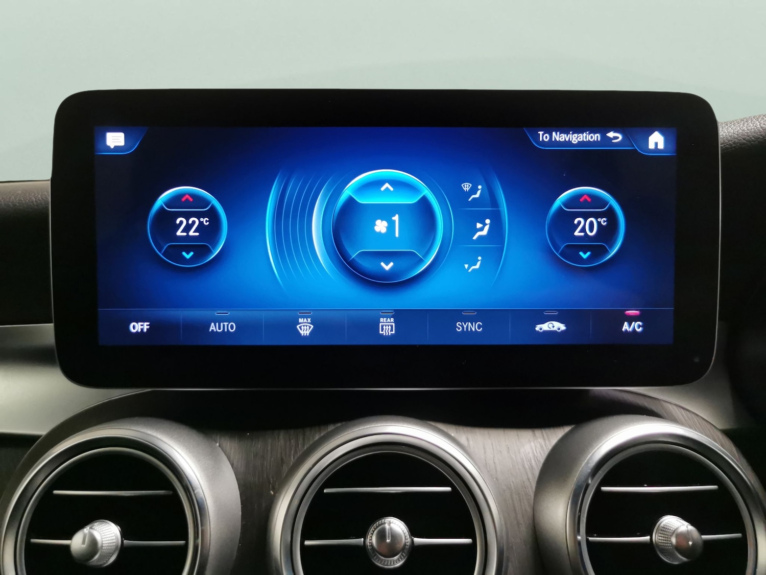 Used Mercedes-Benz GLC 2020 for sale - 76439708: Photo 22