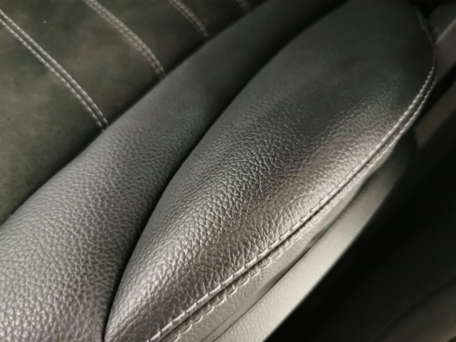 Used Mercedes-Benz GLC 2020 for sale - 76439708: Photo 8