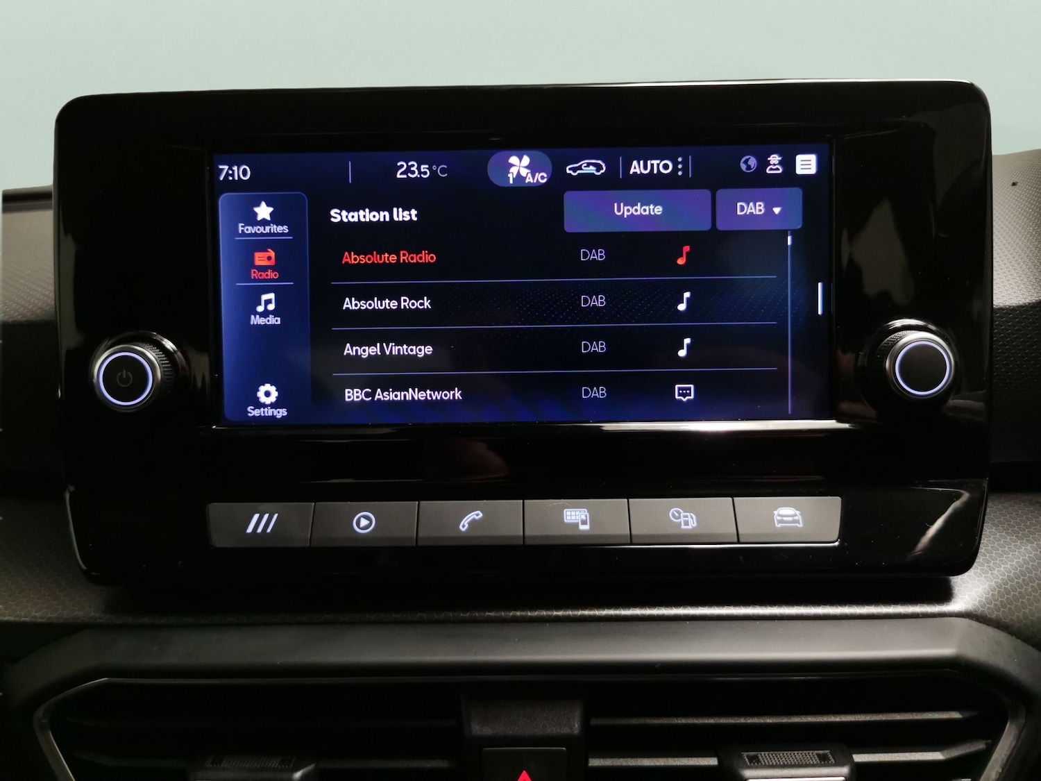 Used SEAT Leon 2023 for sale - 78197815: Photo 5