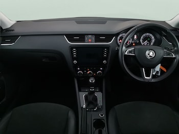 Used Skoda Octavia 2020 for sale - 75469257: Photo