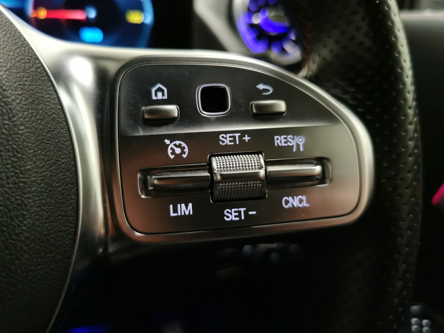 Used Mercedes-Benz EQA 2022 for sale - 76379630: Photo 27