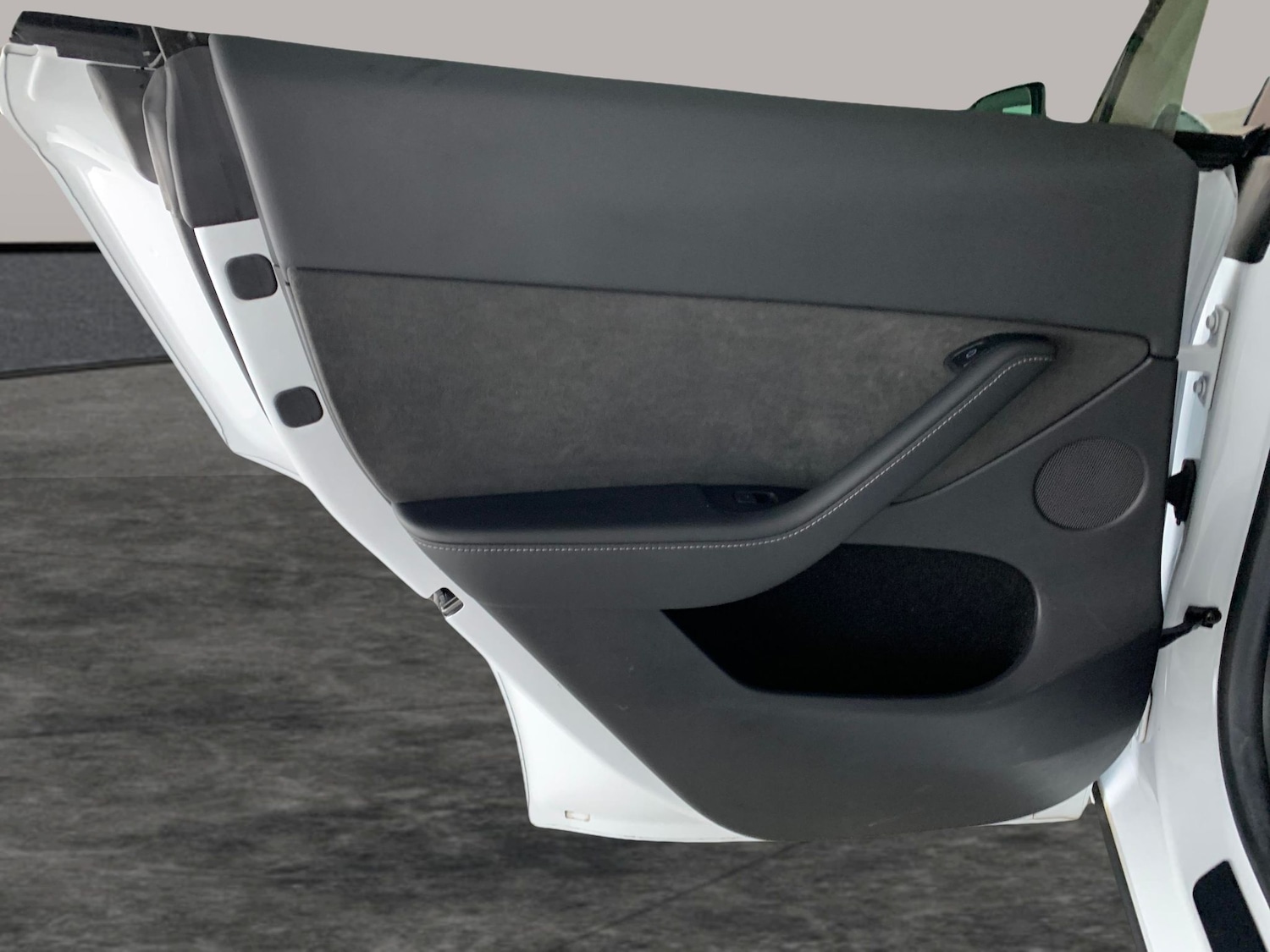 Used Tesla Model Y 2022 for sale - 77077749: Photo 34