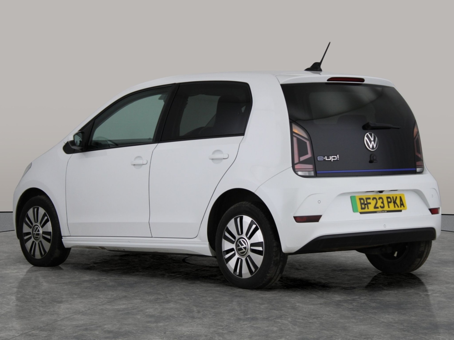 Used Volkswagen up! 2023 for sale - 77934724: Photo 11