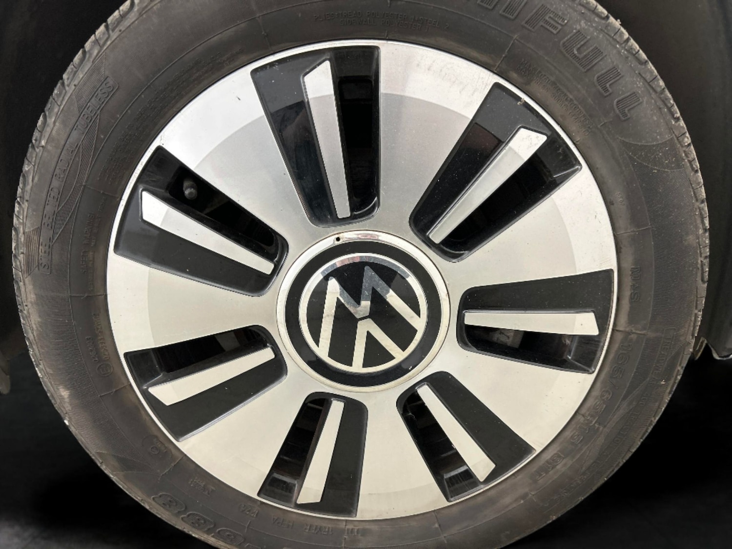 Used Volkswagen up! 2023 for sale - 77934724: Photo 18