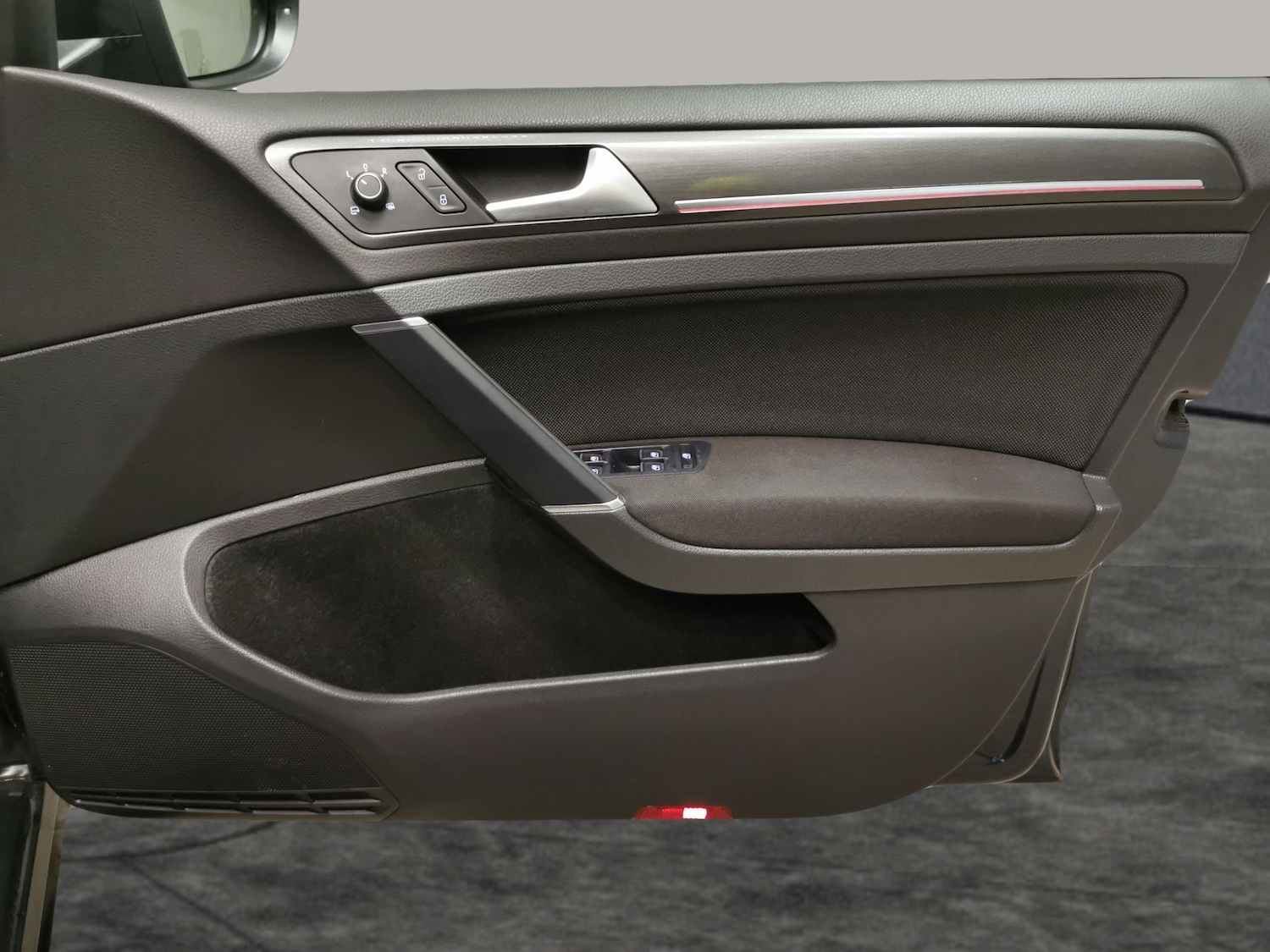 Used Volkswagen Golf 2018 for sale - 78051880: Photo 29