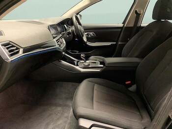 Used BMW 3 Series 2021 for sale - 75525263: Photo