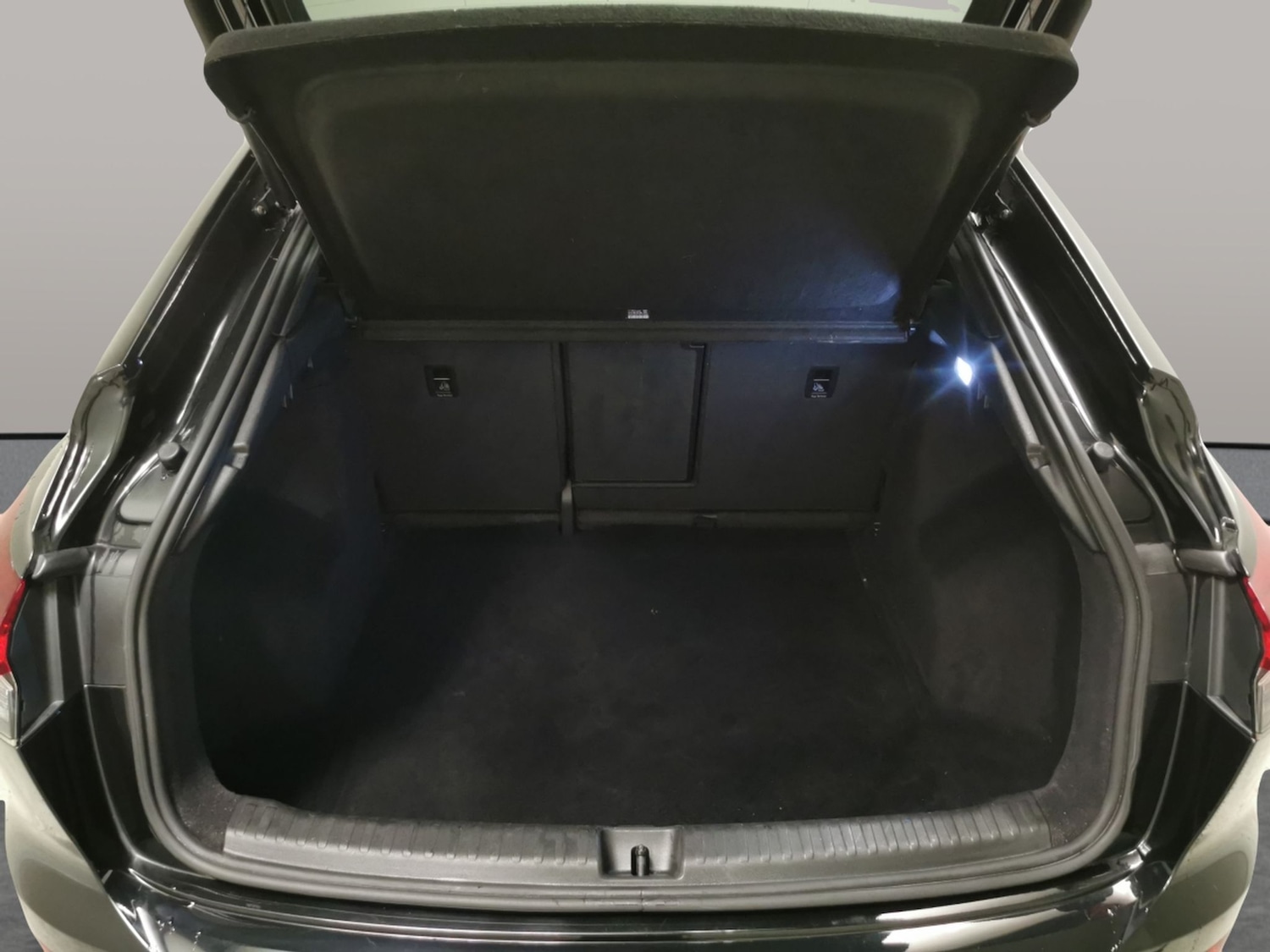 Used Audi Q4 e-tron 2022 for sale - 77604992: Photo 34