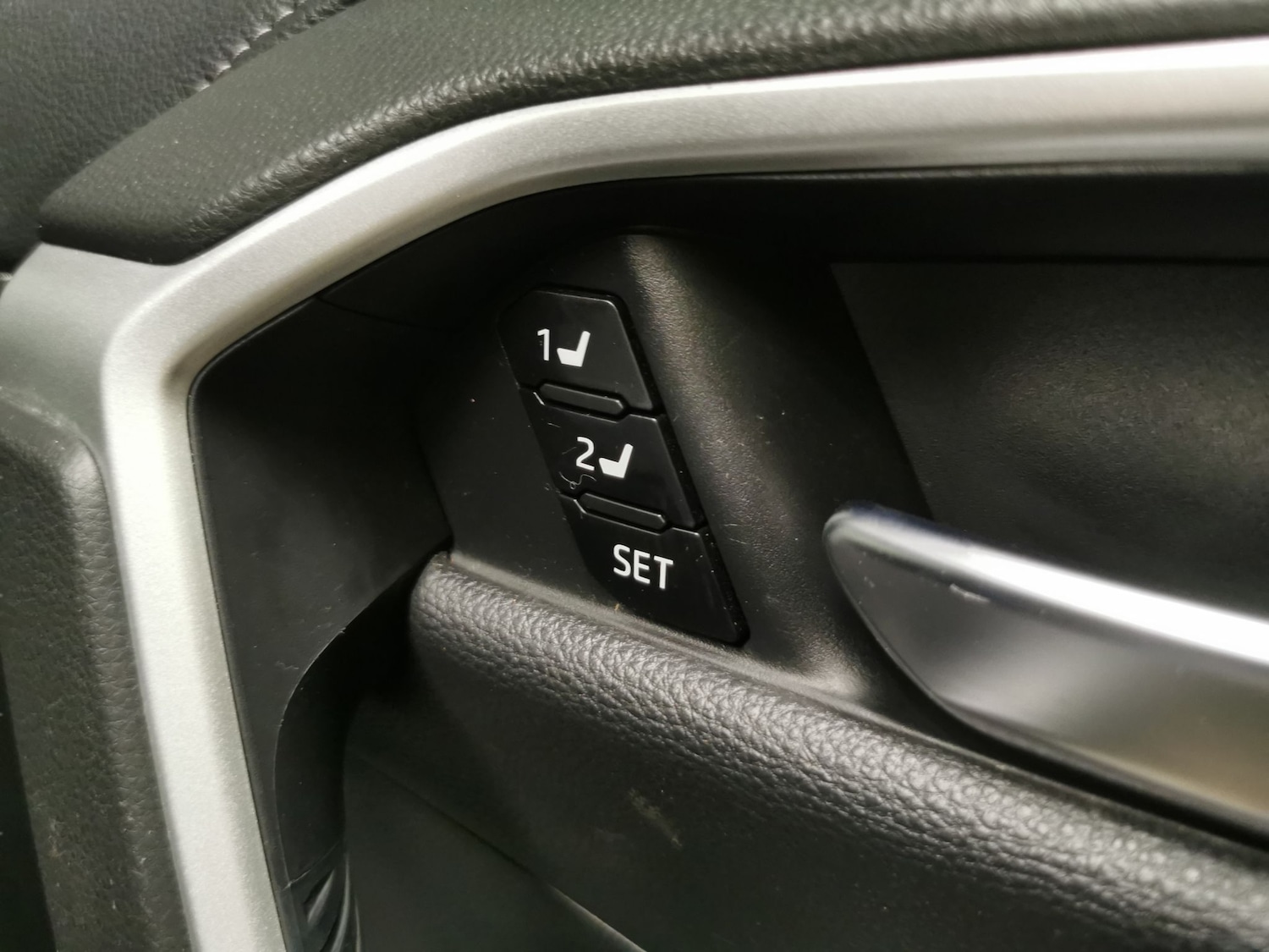 Used Toyota RAV4 2021 for sale - 78063685: Photo 16