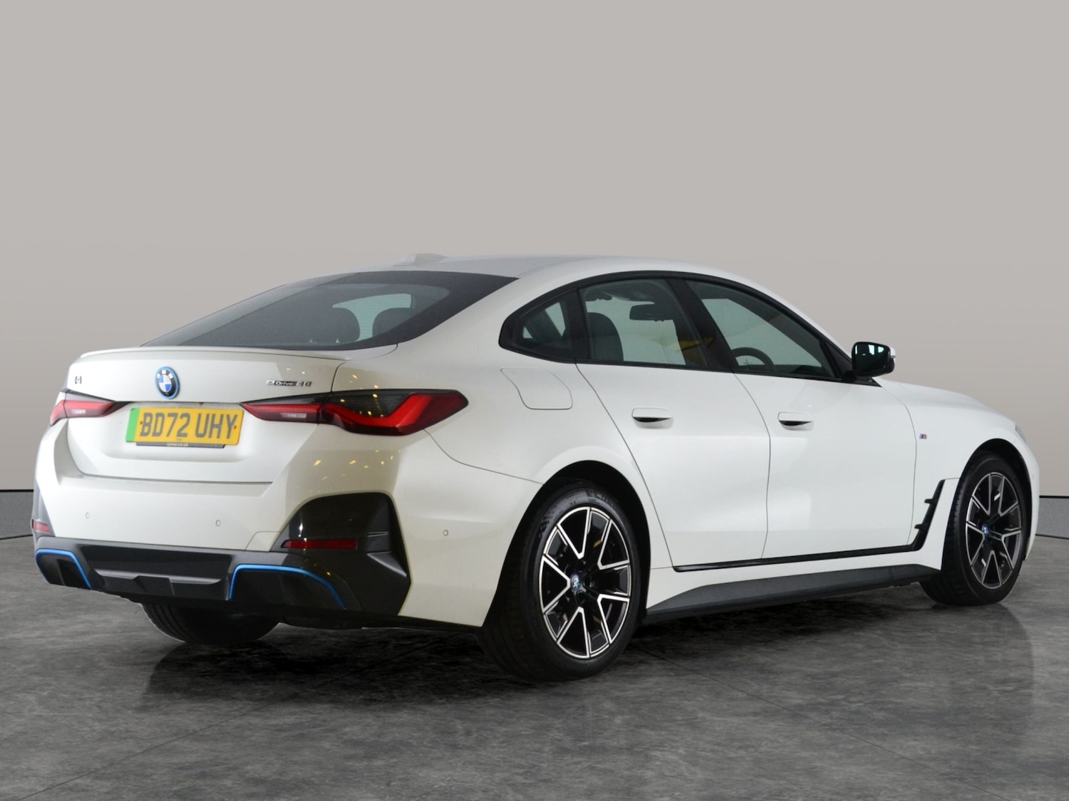 Used BMW i4 2022 for sale - 76693955: Photo 11