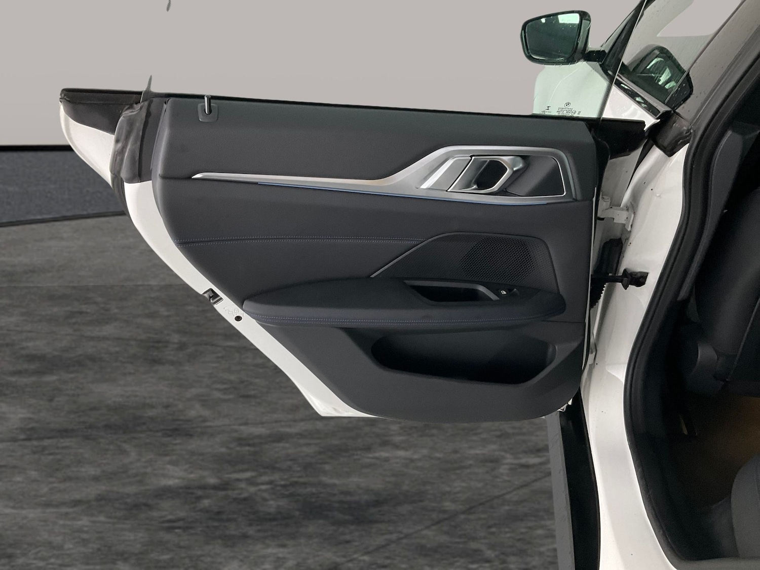 Used BMW i4 2022 for sale - 76693955: Photo 28