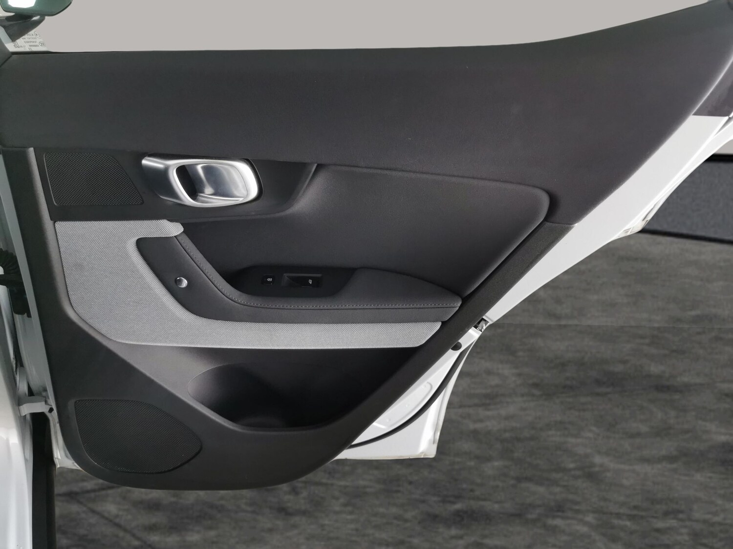 Used Polestar Polestar 2 2023 for sale - 77614950: Photo 30