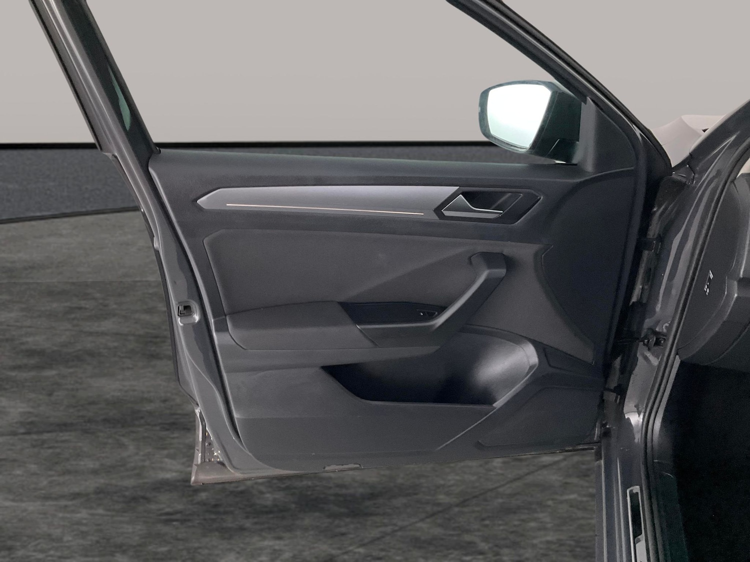 Used Volkswagen T-Roc 2021 for sale - 76612312: Photo 26