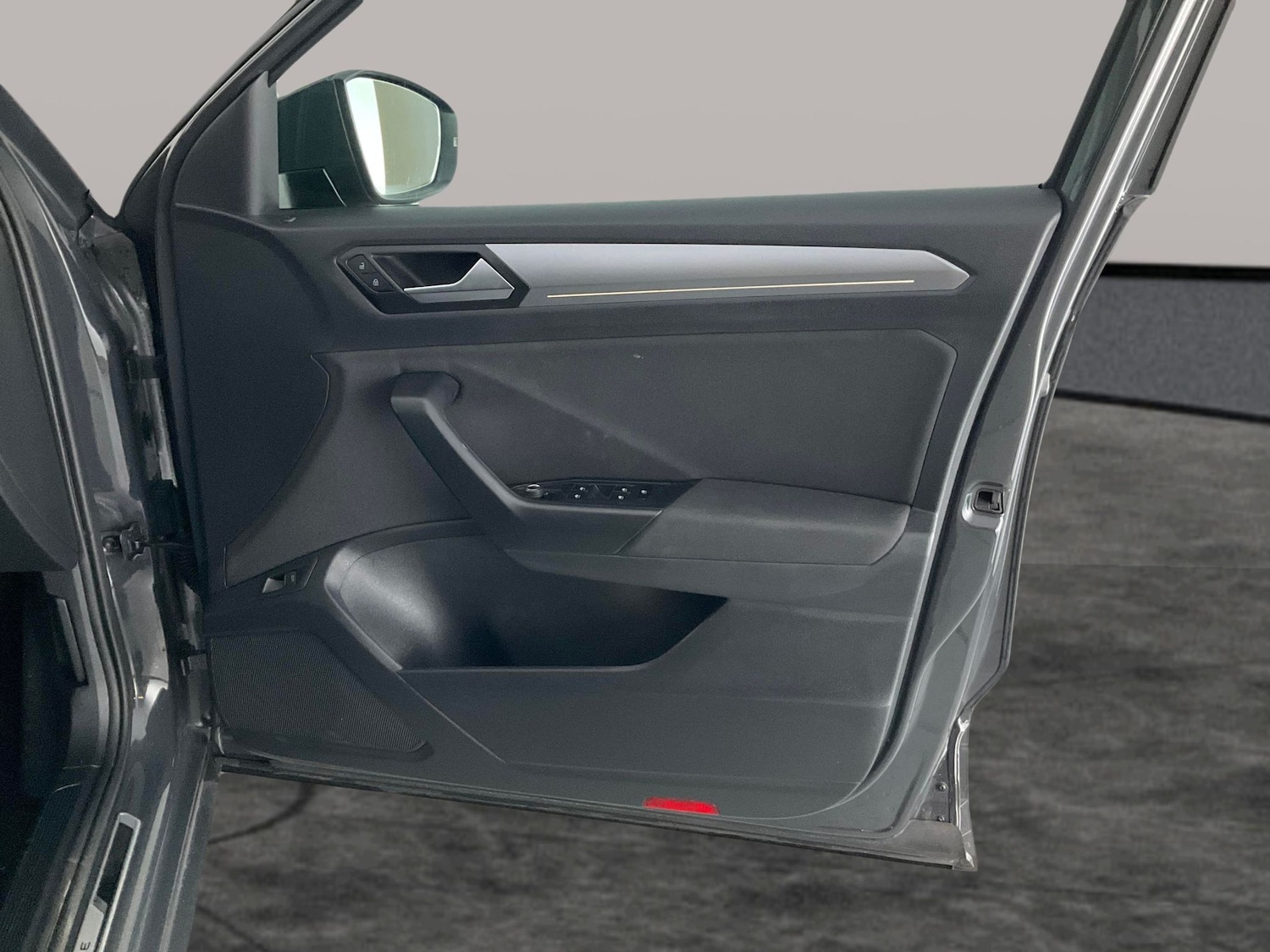 Used Volkswagen T-Roc 2021 for sale - 76612312: Photo 28