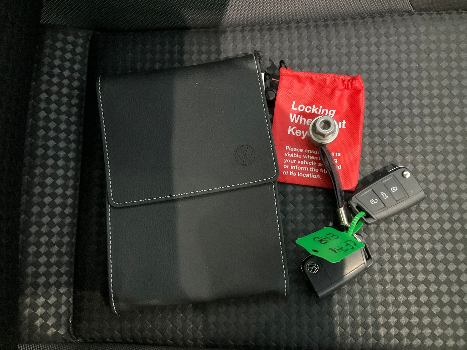 Used Volkswagen T-Roc 2021 for sale - 76612312: Photo 30