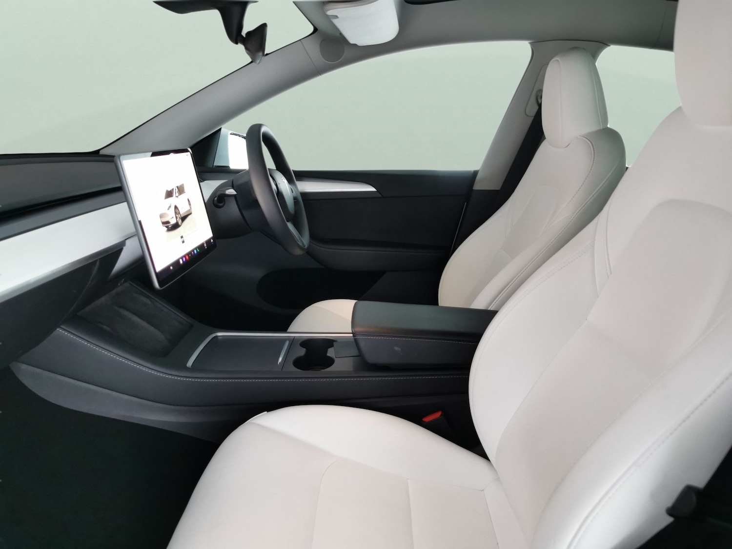 Used Tesla Model Y 2022 for sale - 76980367: Photo 4