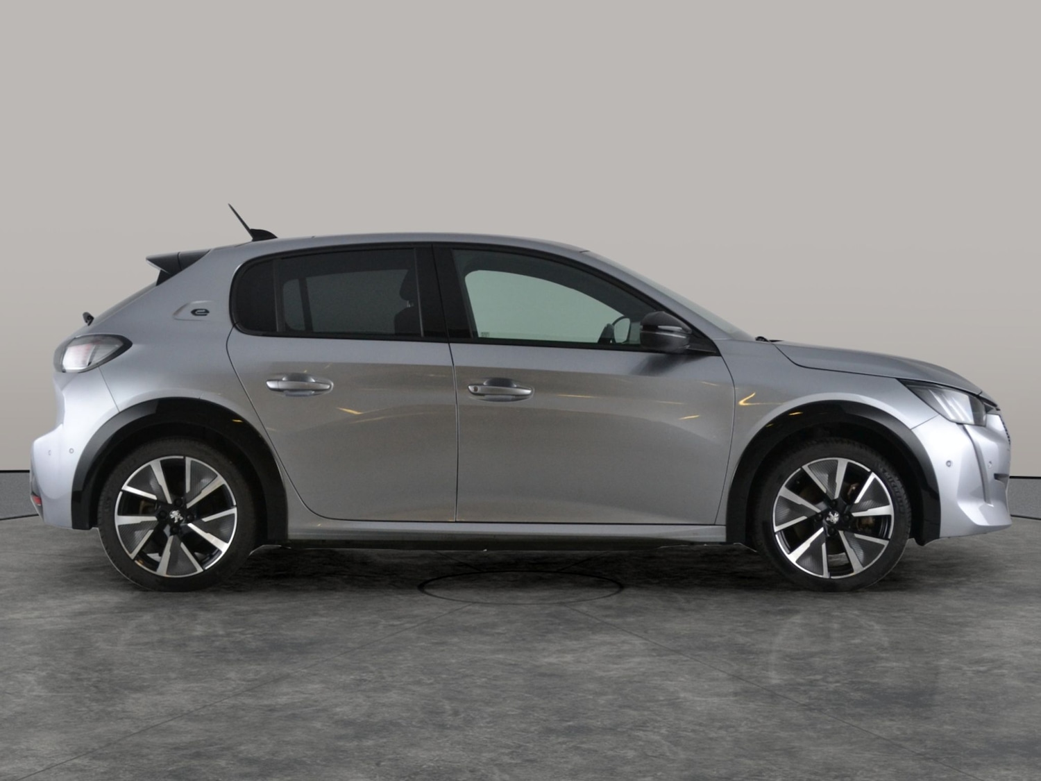 Used Peugeot E-208 for sale - 77271985: Photo 11