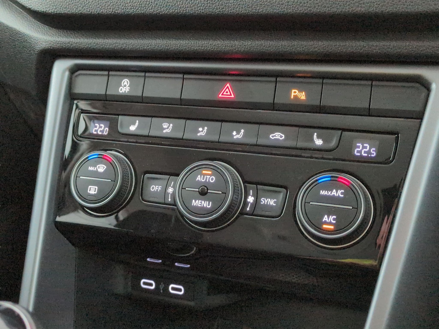 Used Volkswagen T-Roc 2022 for sale - 77557078: Photo 16