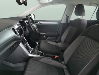 Used Volkswagen T-Roc 2022 for sale - 77557078: Photo