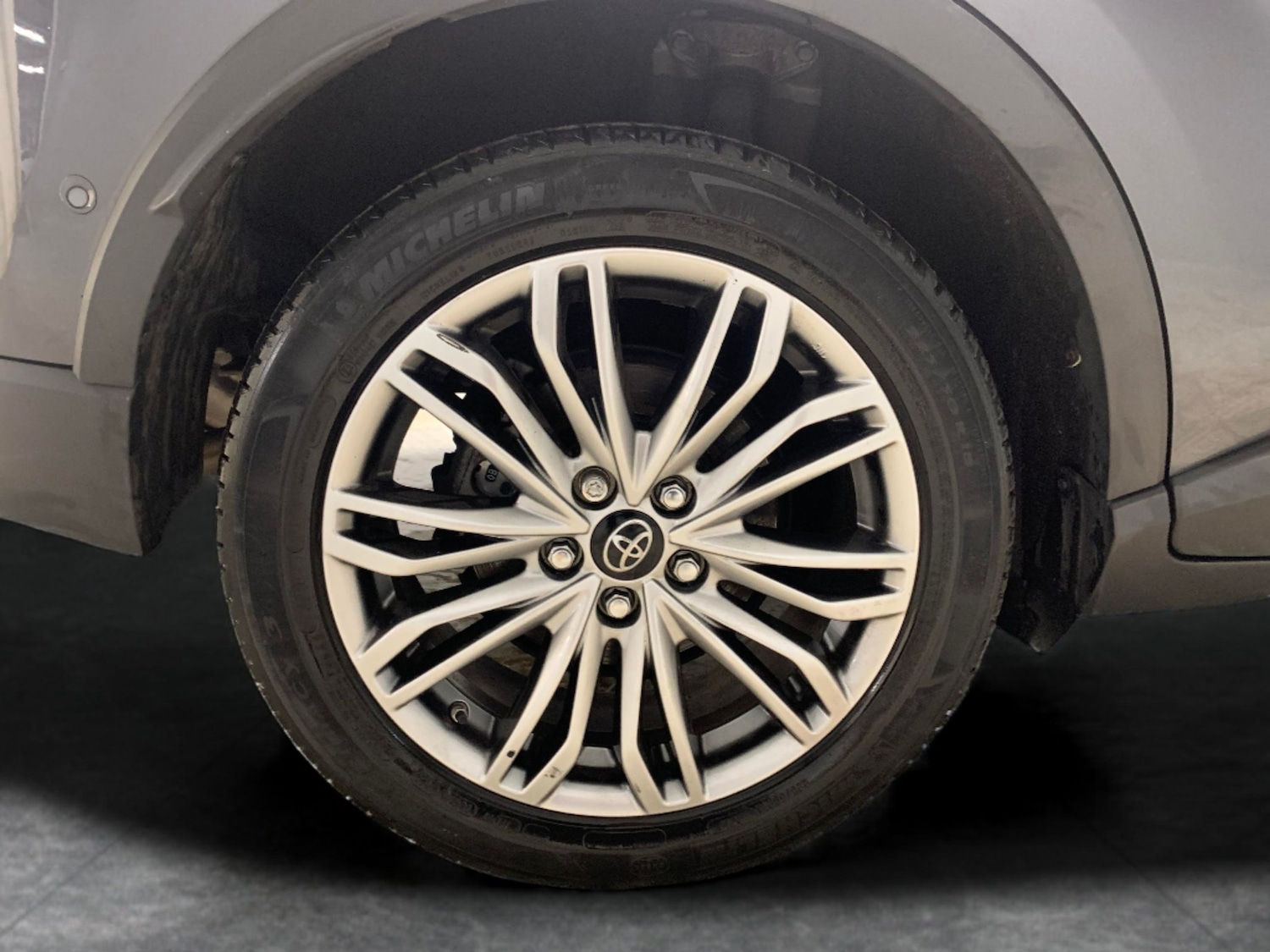 Used Toyota C-HR 2022 for sale - 77639920: Photo 22