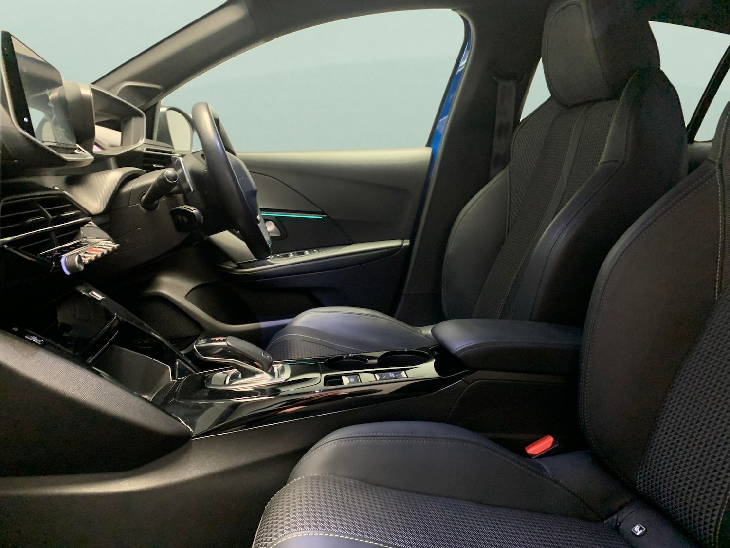 Used Peugeot 208 2020 for sale - 77480467: Photo 4