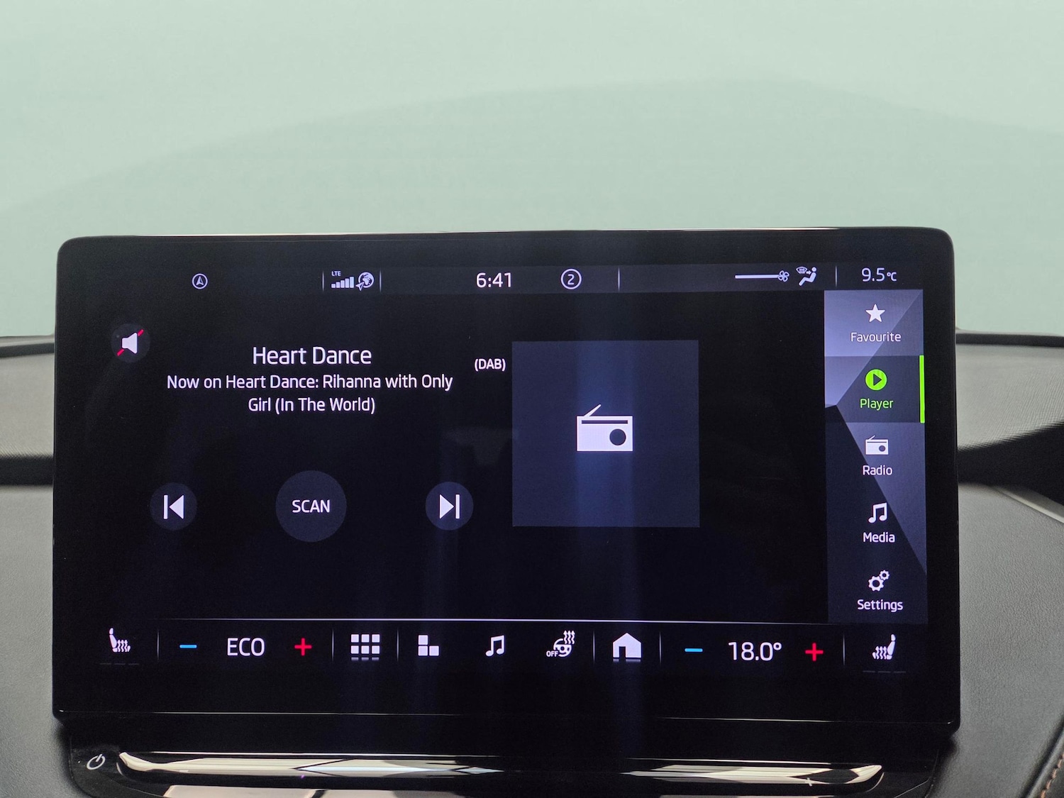 Used Skoda Enyaq 2023 for sale - 77389411: Photo 7