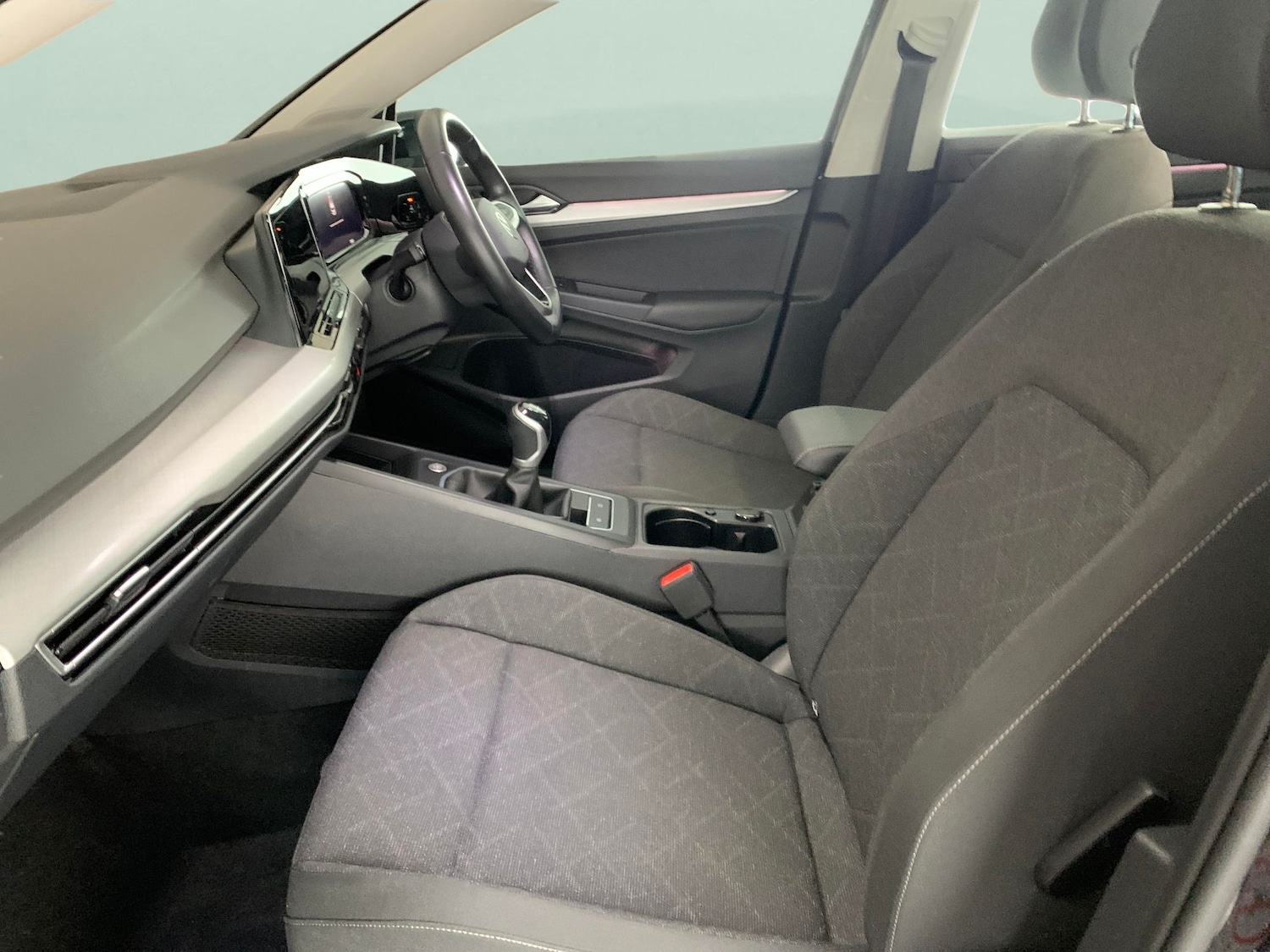 Used Volkswagen Golf 2023 for sale - 77159874: Photo 4