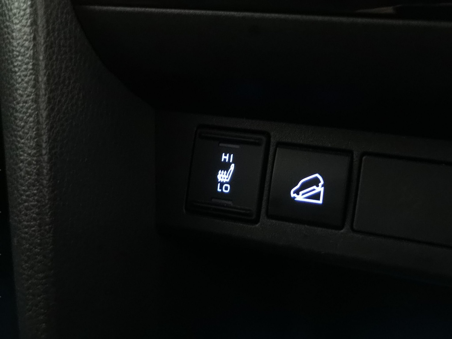 Used Toyota Yaris Cross 2022 for sale - 77789930: Photo 20