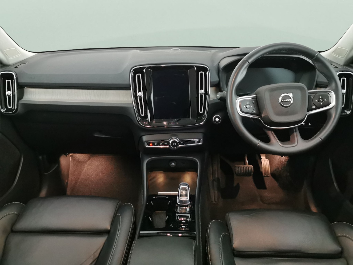 Used Volvo XC40 for sale - 76827060: Photo 8