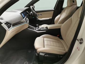 Used BMW 3 Series 2021 for sale - 78436502: Photo