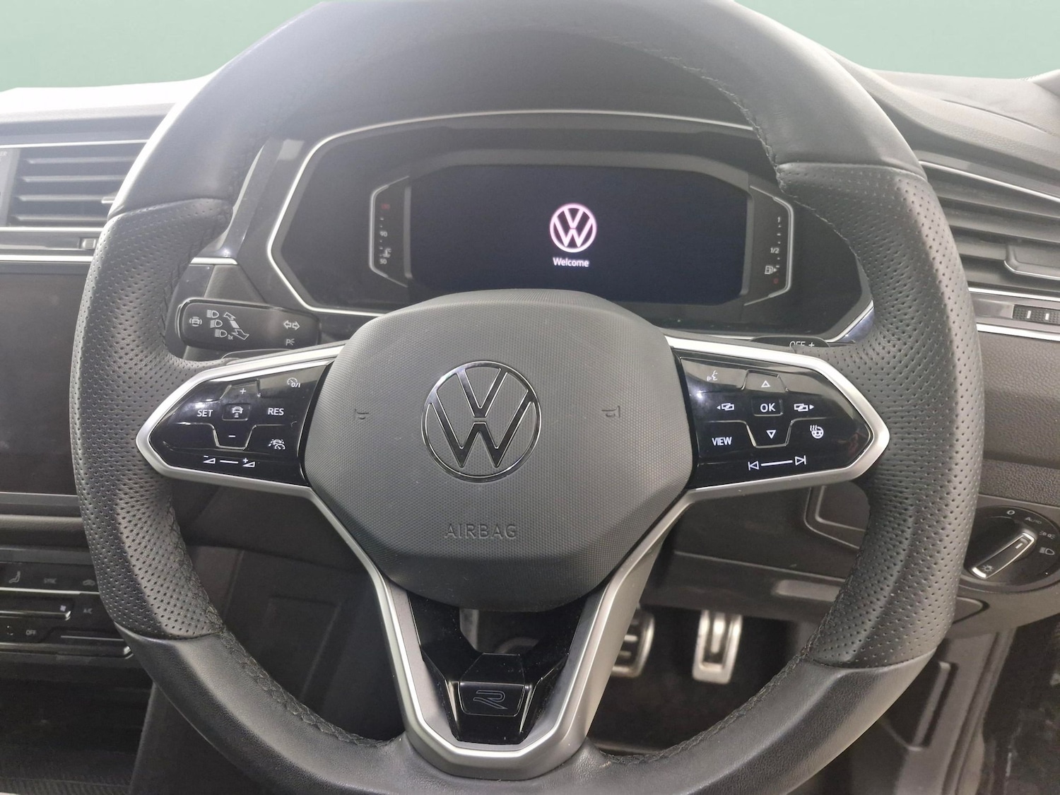 Used Volkswagen Tiguan Allspace 2024 for sale - 77650879: Photo 16