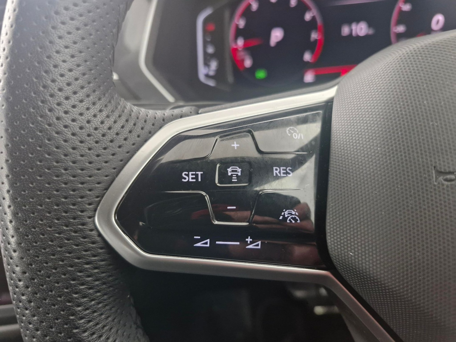 Used Volkswagen Tiguan Allspace 2024 for sale - 77650879: Photo 22