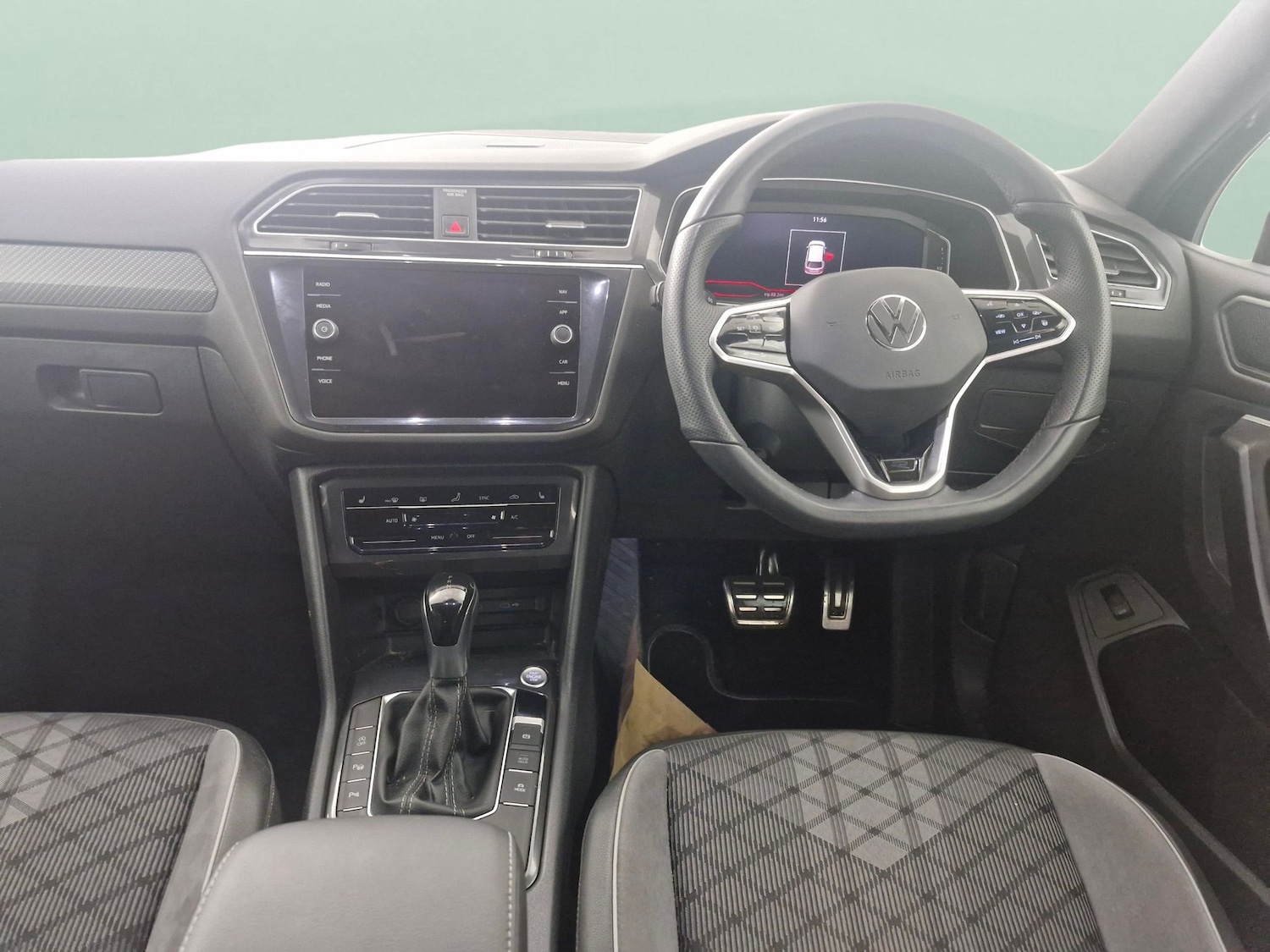 Used Volkswagen Tiguan Allspace 2024 for sale - 77650879: Photo 4