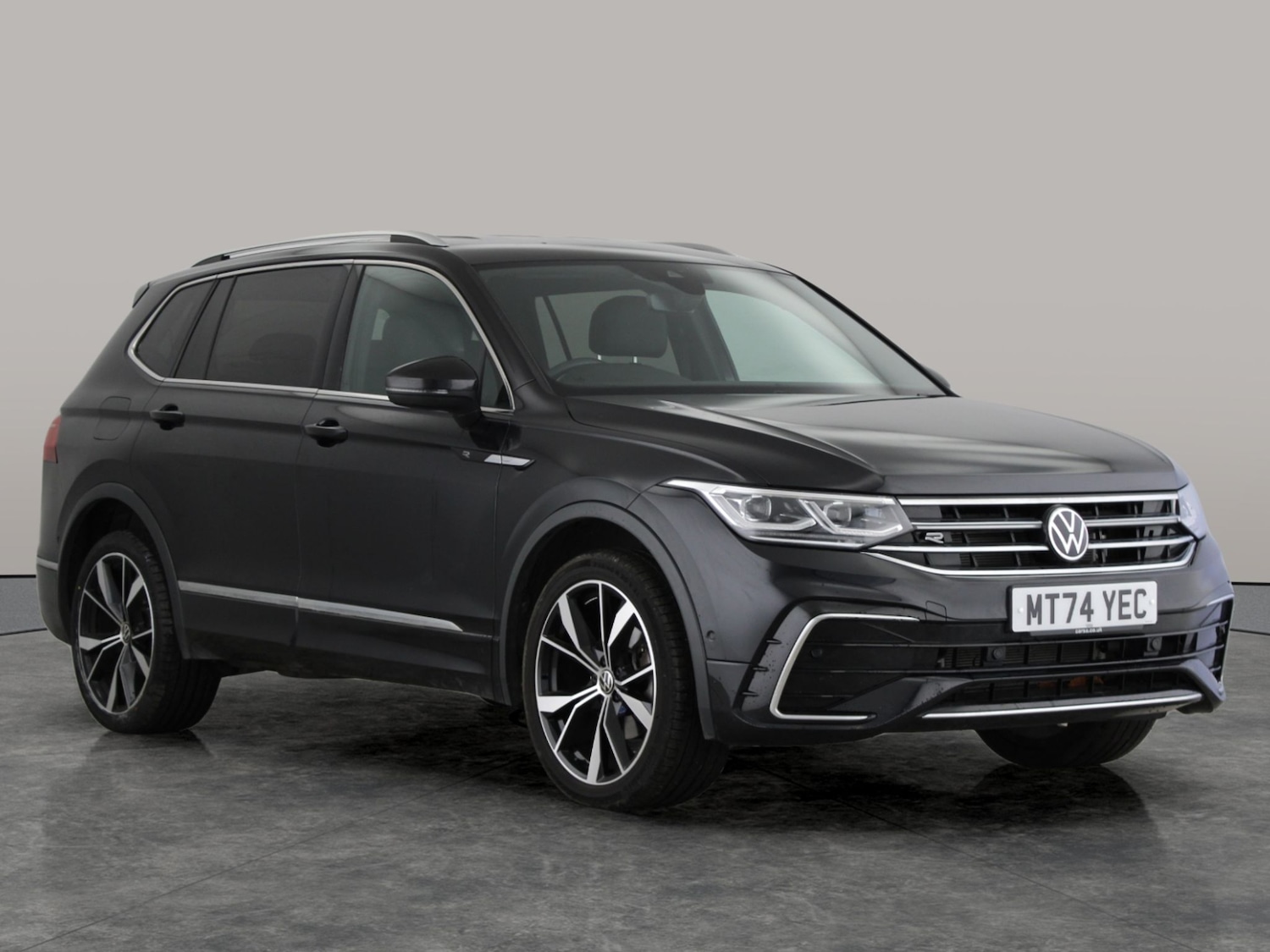 Used Volkswagen Tiguan Allspace 2024 for sale - 77650879: Photo 8