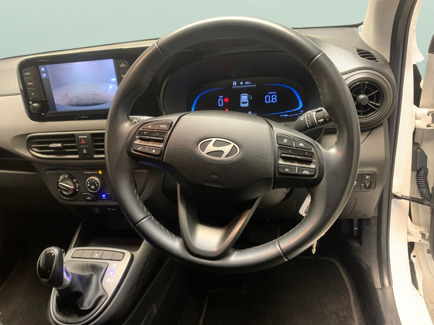 Used Hyundai i10 2023 for sale - 77545591: Photo 14