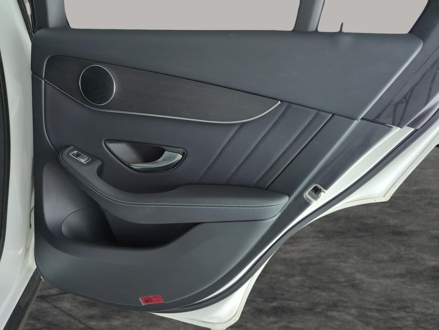 Used Mercedes-Benz GLC 2019 for sale - 77401468: Photo 30