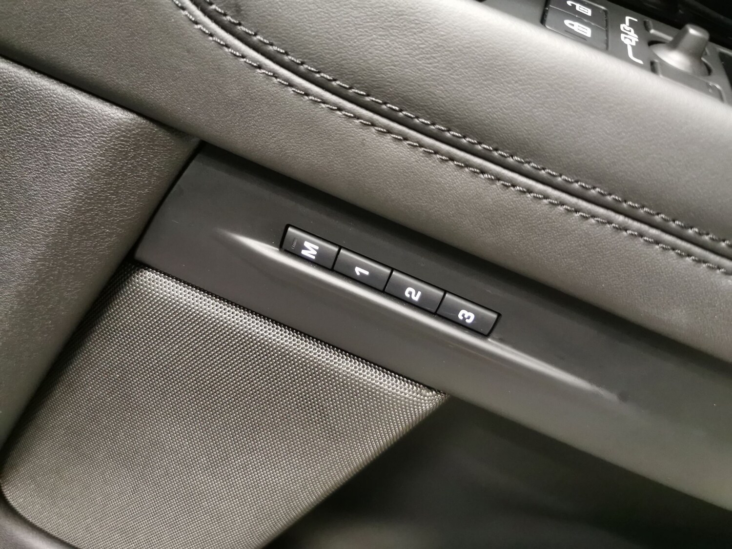 Used Land Rover Range Rover Evoque for sale - 77542984: Photo 17