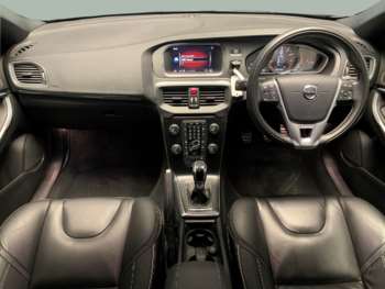 Used Volvo V40 2019 for sale - 75044800: Photo