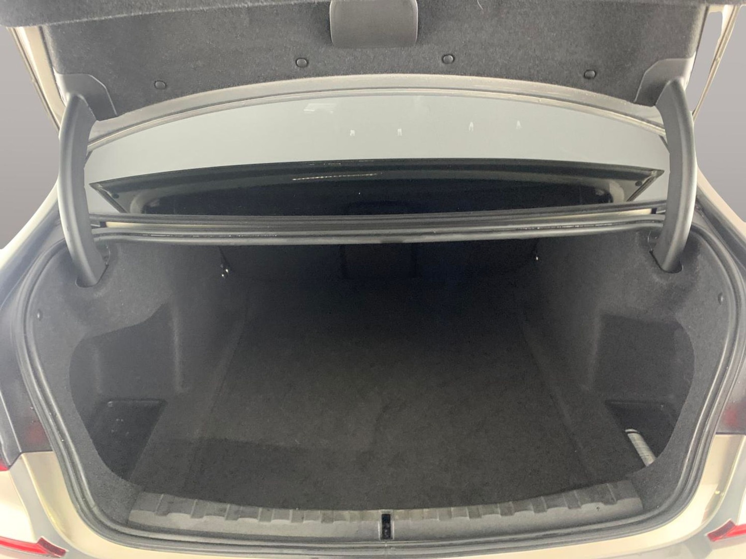 Used BMW 3 Series 2020 for sale - 77071334: Photo 30