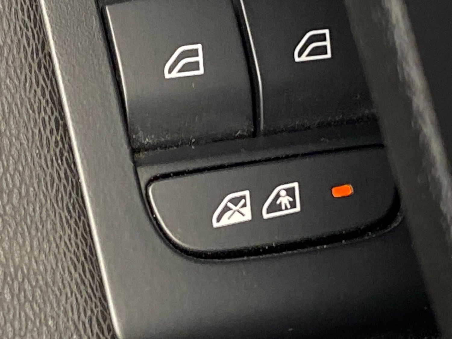 Used Volvo XC40 2023 for sale - 77951132: Photo 14